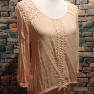 Medium Maurice's peach 3/4 length sleeve lace top
